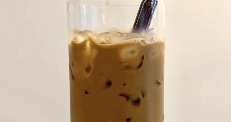 Vietnamese Ice Coffee with Condense Milk (Ca Phe Sua Da)